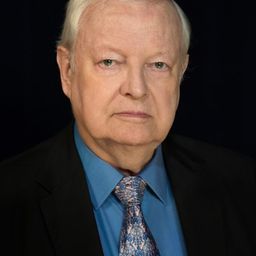 Aleksander Fabisiak 飾演 Rajner