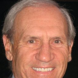 Antony Carbone 飾演 Harold Gern