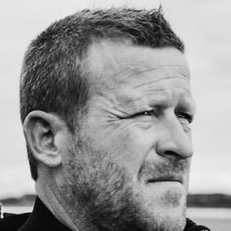 Andy Casagrande 飾演 Self