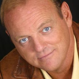 Rusty Meyers 飾演 Quarter Man