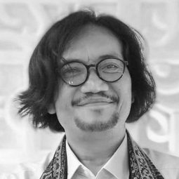 Whani Darmawan 飾演 Darsam