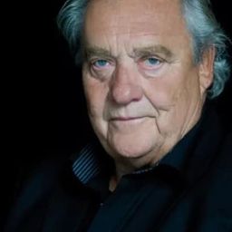 Jules Croiset 飾演 