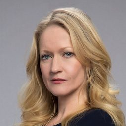 寶拉·麥肯森 飾演 Jesse's Mother