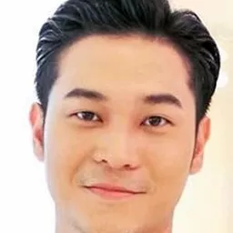 托薩波·梅祖克 飾演 Jirasak