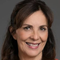 艾莉亞娜·佩萊瑟 飾演 Gladiola Ruvalcaba