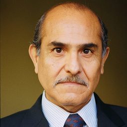 Joaquín Garrido 飾演 Etziquio Estevez