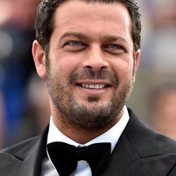 Pejman Bazeghi 飾演 