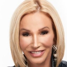 Paula White 飾演 Self