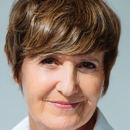 Itziar Lazkano 飾演 Pantera Blanca