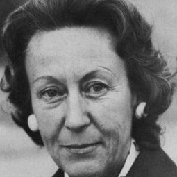 Margherita Horowitz - Pane, burro e marmellata演員 飾演vicina di Bruno