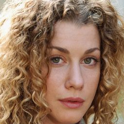 Cheyenne Rushing - 崔斯坦與伊索德演員 飾演Lady Serafine