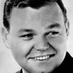 Ernst-Georg Schwill 飾演 Bruder Petersen