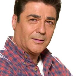 Máximo Valverde 飾演 Daniel Ramos