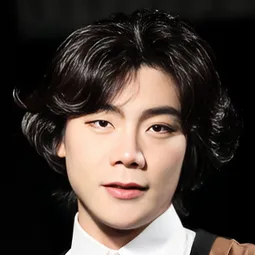 Je Seong-soo - 刺客嬌娃：賞金女獵人演員 飾演Blue Warrior