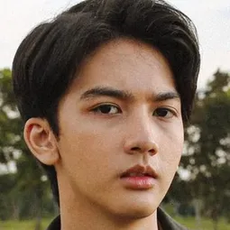 阿利·伊勒姆 - Generasi 90an: Melankolia演員 飾演Abby