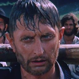 Ezio Marano 飾演 Author