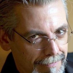 Alfonso Antoniozzi 飾演 Michonnet