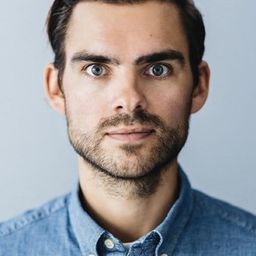 Henrik Thodesen 飾演 Glenn