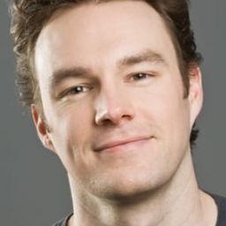 Mark Hildreth 飾演 Stefan (voice)