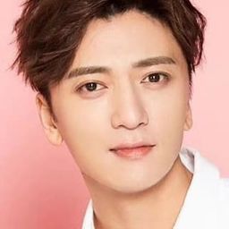 高雲程 飾演 Police