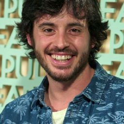 Javier Pereira 飾演 