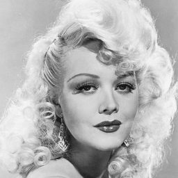 Marion Martin 飾演 Dawn