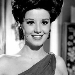 Concha Velasco 飾演 Sra. Torres