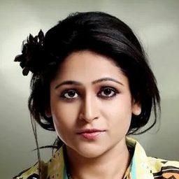 Akshara Nunna Sujana 飾演 