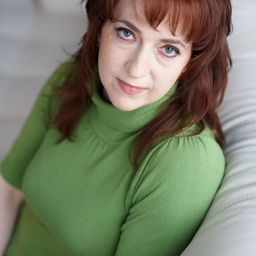 Jessica Burleson 飾演 Secretary