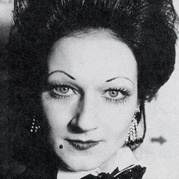 Imogen Claire - 男朋友演員 飾演Dancer (uncredited)