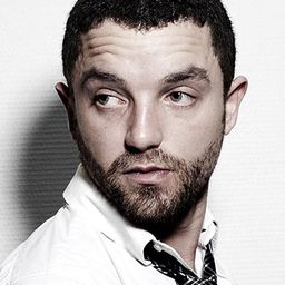 吉翁·古依克斯 飾演 Eric