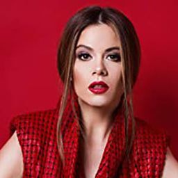 Jelena Jovanova 飾演 Svetlana