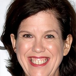 Catherine Fitch - 黑幫第二代演員 飾演Louise