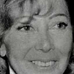 Martine de Breteuil - Marry Me演員 飾演La femme à la Jaguar