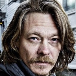 基斯杜化祖拿 - 超能姊妹演員 飾演Lightermannen