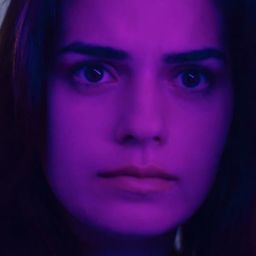 Nina Mahdavi 飾演 Nazra (voice)