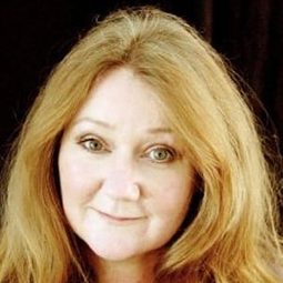 Kathryn Howden - Glasgow Girls演員 飾演Jean