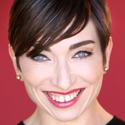 Naomi Grossman - Pet Investigators演員 飾演Patricia Brown