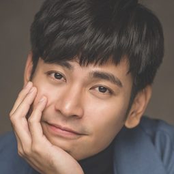 楊子儀 - 一吻定情演員 飾演Assistant of Jiang's Father