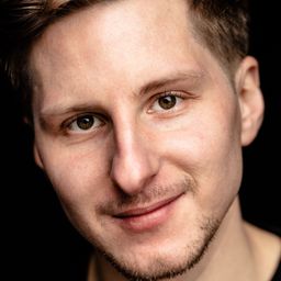 揚·卡爾達辛斯基 飾演 Franek