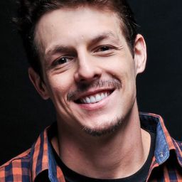 拉斐爾·梅德拉多 飾演 Samir