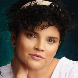 Jessica Serna - 以眼還眼演員 飾演Raquel