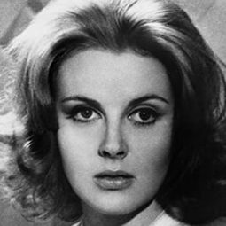 Dagmar Lassander - Counselor at Crime演員 飾演Laura Murchison