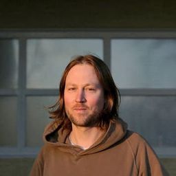 Cyril Schäublin - 精準的騷動導演