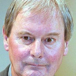 John Fortune - The Demon Lover演員 飾演Eric Farnham