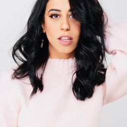 Adi Havshush 飾演 The officer Shira