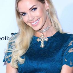 Katy Marie Johnson 飾演 Sophie