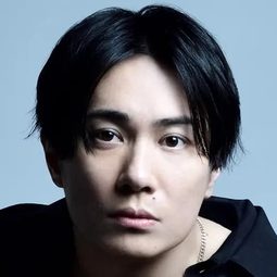 鈴木達央 飾演 Tokita Ohma (voice)