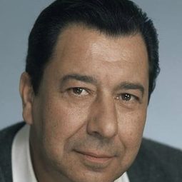 保羅梅李斯 - 浴室情殺案演員 飾演Michel Delassalle