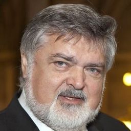 Peter Dvorsky 飾演 B.F. Pinkerton